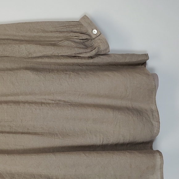 Fig & Flower Top - Size Medium. - Picture 12 of 14